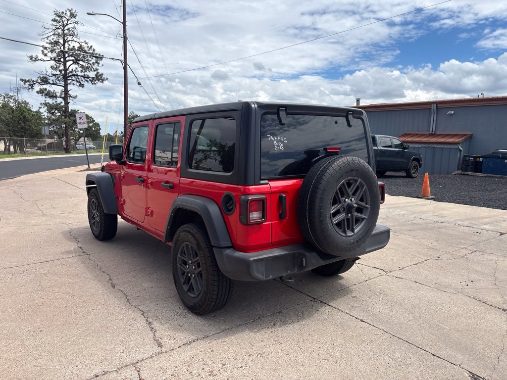 Used 2024 Jeep Wrangler Unlimited Sport AWD/4WD image 4