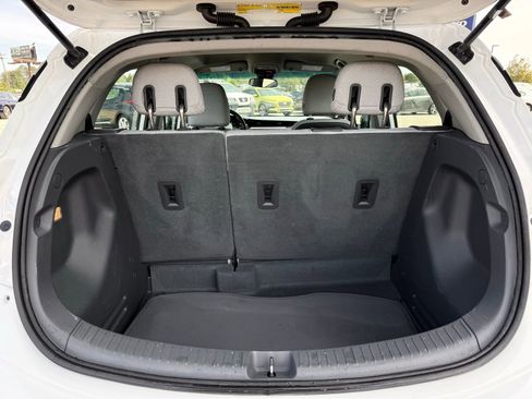Used 2019 Chevrolet Bolt LT FWD image 38