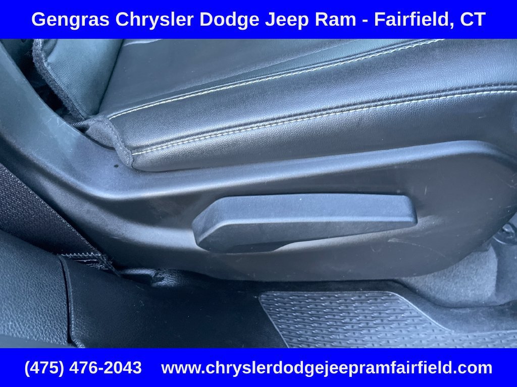 Used 2023 Jeep Grand Cherokee L Limited AWD/4WD image 28