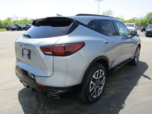 Used 2024 Chevrolet Blazer RS w/ Enhanced Convenience Package AWD/4WD image 6