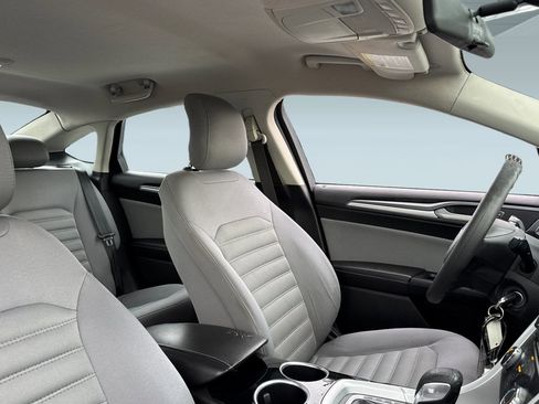 Used 2014 Ford Fusion S image 29