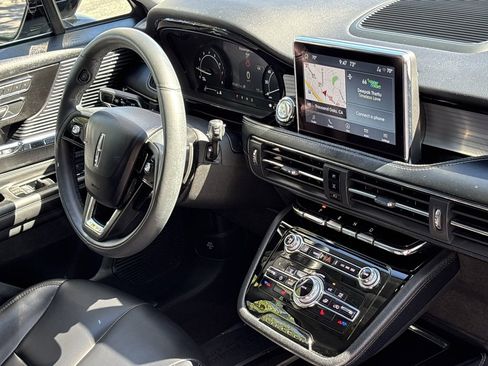 Used 2021 Lincoln Corsair FWD w/ Convenience Package image 26