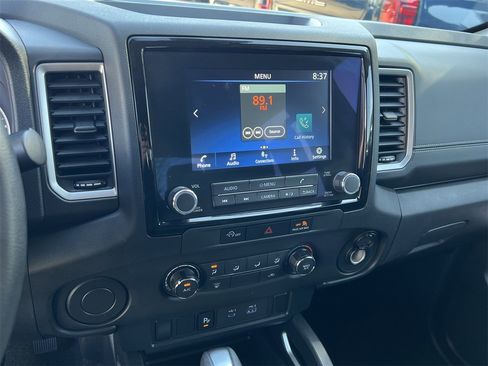 Certified 2024 Nissan Frontier SV w/ Technology Package image 15