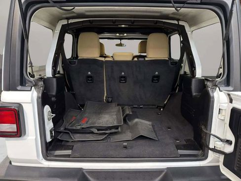 Used 2021 Jeep Wrangler Unlimited Sport image 13