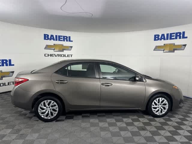 Used 2017 Toyota Corolla LE FWD image 6