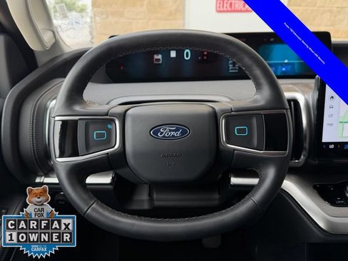 Used 2026 Ford Expedition Max Platinum AWD/4WD image 12