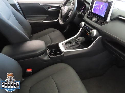 Used 2024 Toyota RAV4 XLE image 24