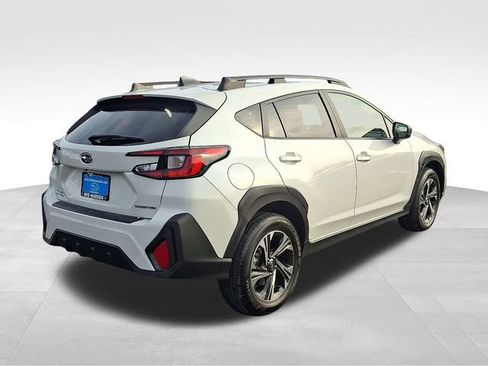 Used 2024 Subaru Crosstrek 2.0i Premium image 6