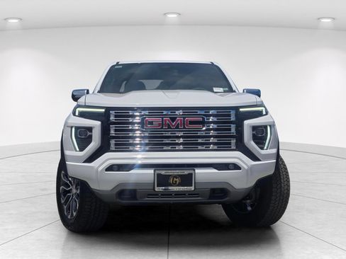 New 2026 GMC Canyon Denali AWD/4WD image 2