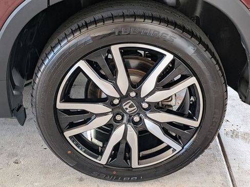 Certified 2022 Honda Pilot Touring image 26