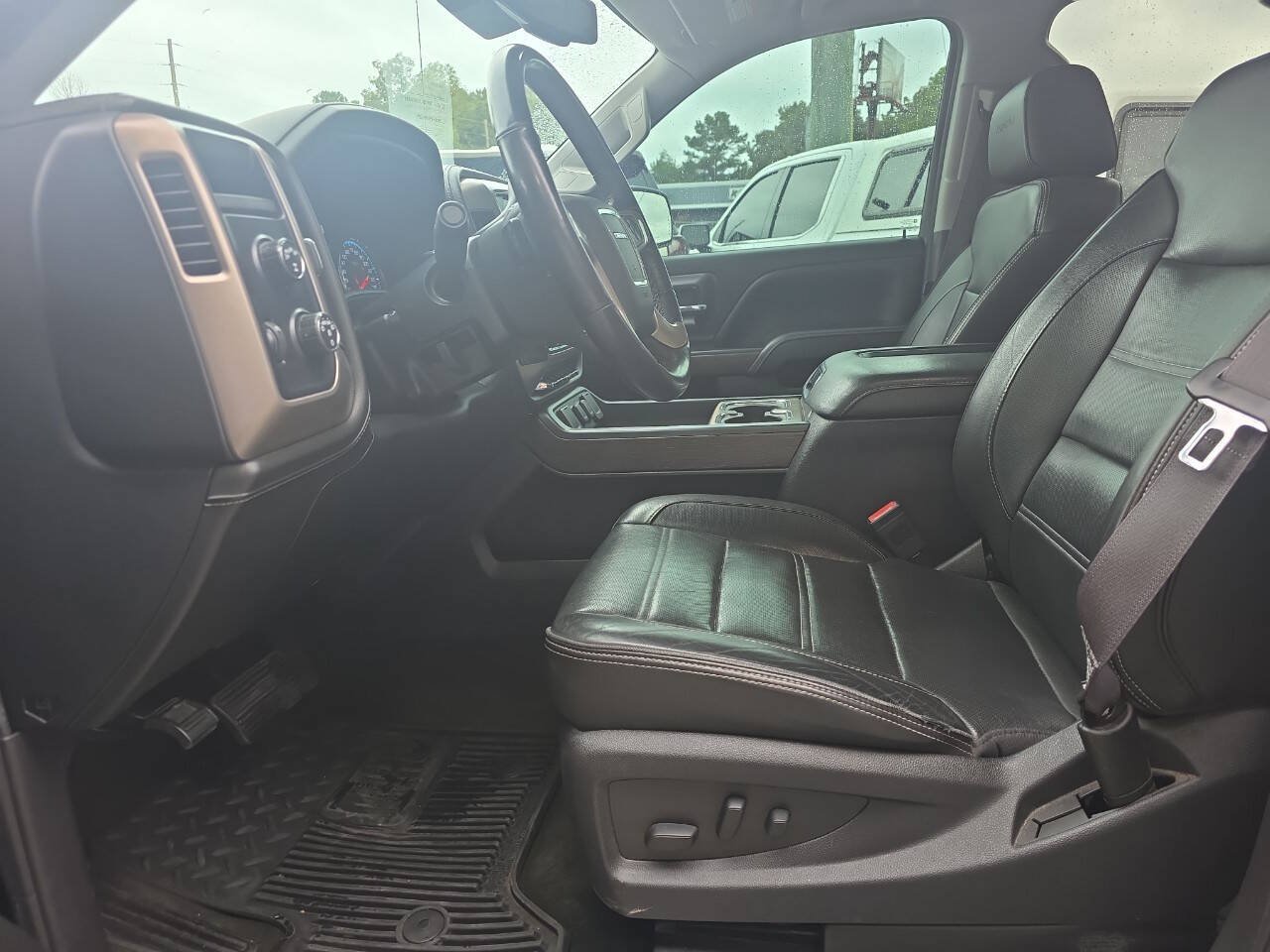 Used 2017 GMC Sierra 1500 Denali AWD/4WD image 6