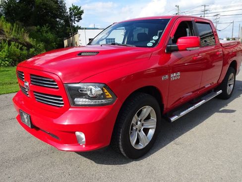Used 2013 RAM 1500 Sport w/ Sport Premium Group AWD/4WD image 2