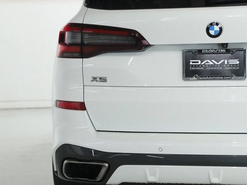 Used 2021 BMW X5 M50i w/ Premium Package AWD/4WD image 46