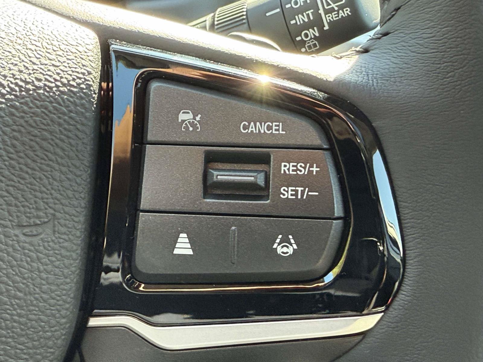 New 2027 Honda Odyssey EX-L image 17
