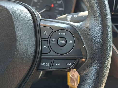 Used 2024 Toyota Corolla LE FWD image 21