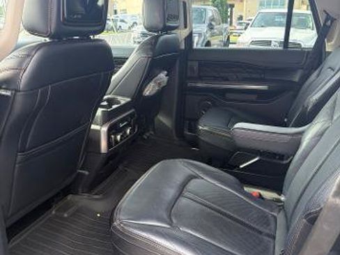 Certified 2019 Ford Expedition Platinum AWD/4WD image 7