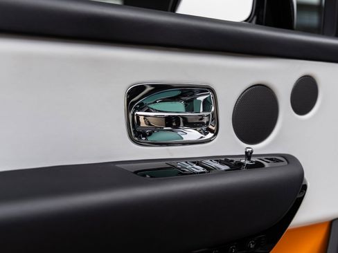 Used 2024 Rolls-Royce Cullinan image 25