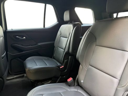 Used 2023 Chevrolet Traverse LT w/ LPO, Floor Liner Package AWD/4WD image 13