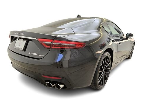 Certified 2024 Maserati GranTurismo Modena image 9
