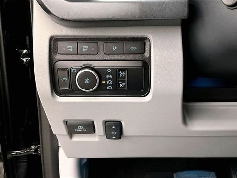 Used 2024 Ford F250 Limited w/ FX4 Off-Road Package image 36