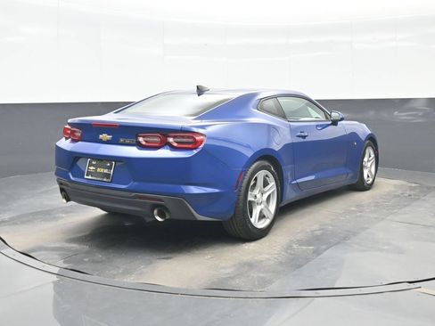 Used 2021 Chevrolet Camaro LT RWD image 6