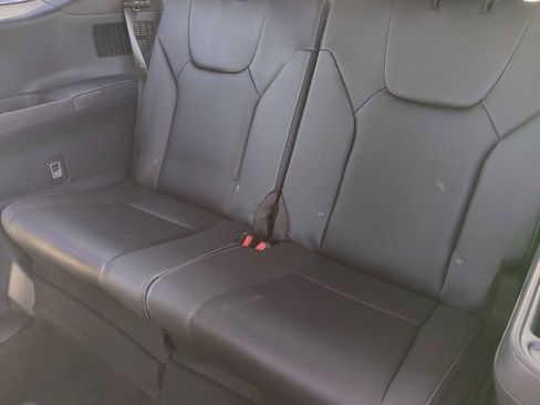 Used 2025 Lexus TX 500h F SPORT Premium image 30