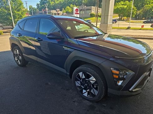 Used 2025 Hyundai Kona SEL AWD/4WD image 2
