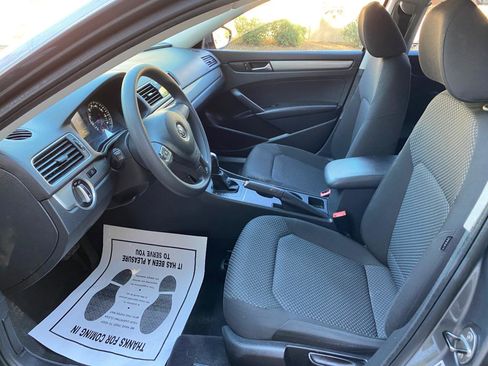 Used 2012 Volkswagen Passat 2.5 S image 28