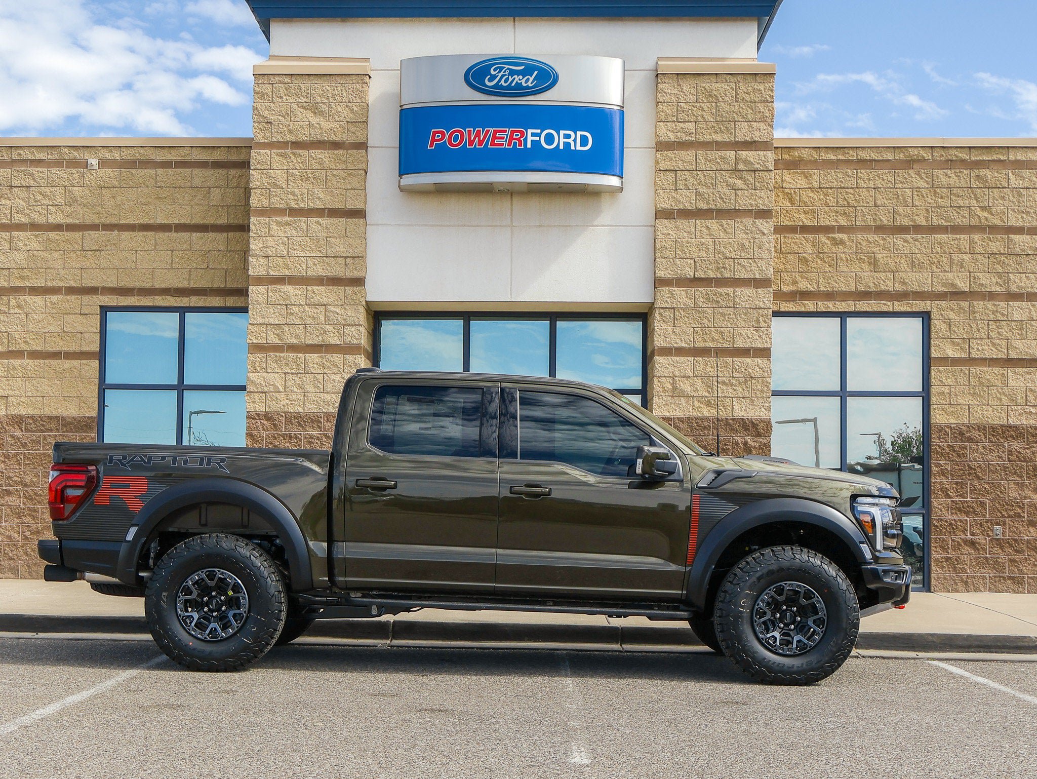 New 2026 Ford F150 Raptor w/ Equipment Group 803A Raptor R AWD/4WD image 5