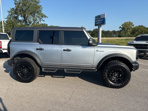 Used 2023 Ford Bronco Wildtrak AWD/4WD image 4