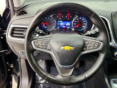 Used 2023 Chevrolet Equinox LT AWD/4WD image 13