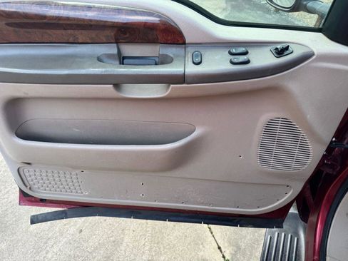 Used 2001 Ford F250 4x4 SuperCab Super Duty image 16