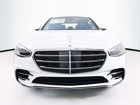 New 2026 Mercedes-Benz S 580 4MATIC Sedan image 2