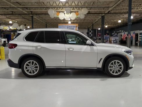 Used 2023 BMW X5 xDrive40i w/ Climate Comfort Package image 6