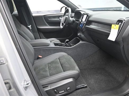 Certified 2024 Volvo XC40 Recharge Plus w/ Protection Package Premier image 27