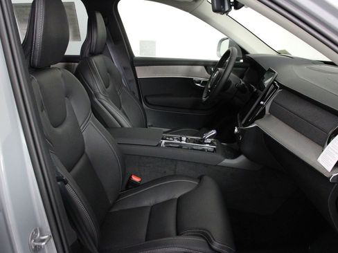 New 2025 Volvo XC90 B6 Ultra AWD/4WD image 10