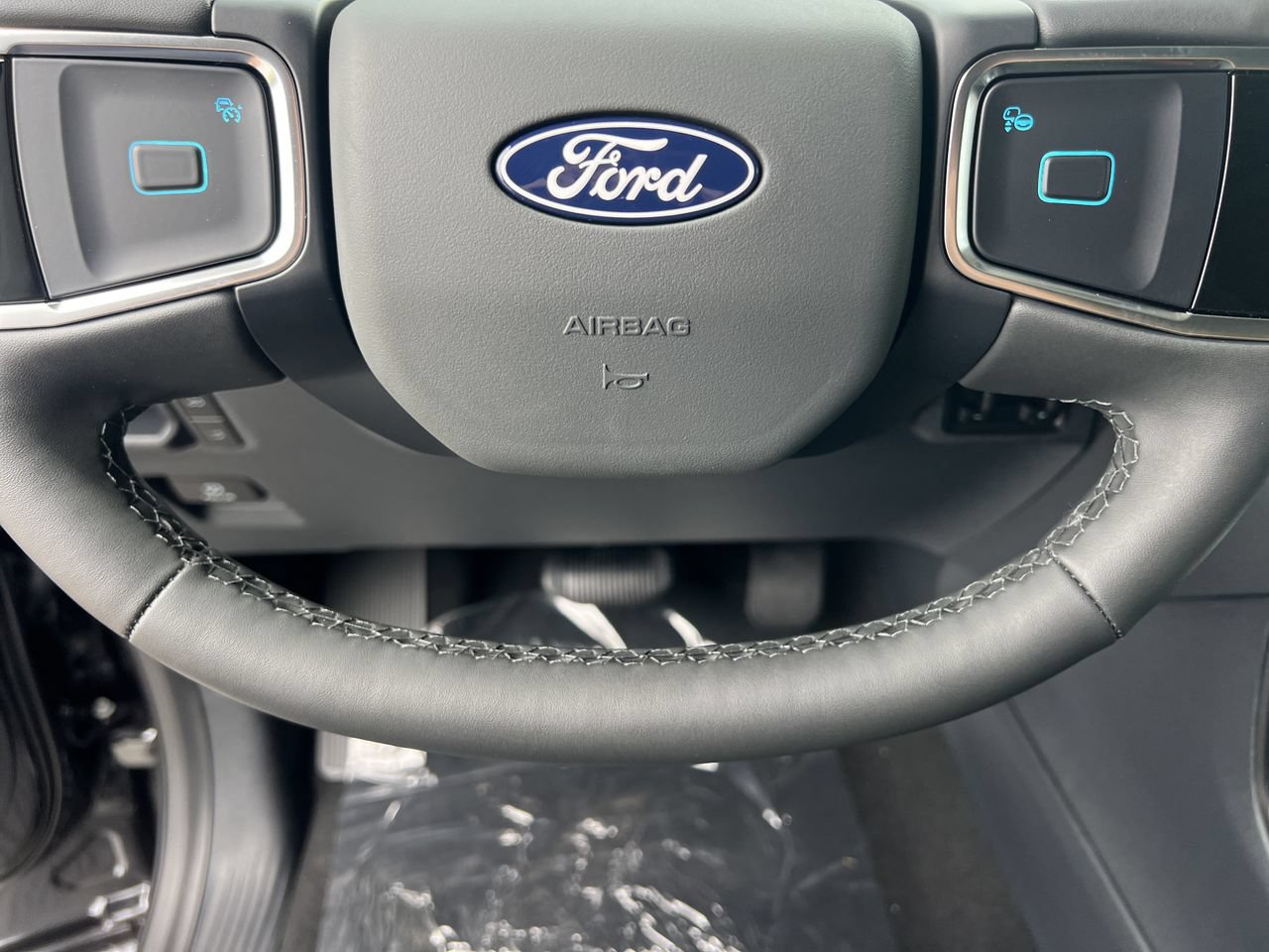 New 2027 Ford Expedition Max Active RWD image 9