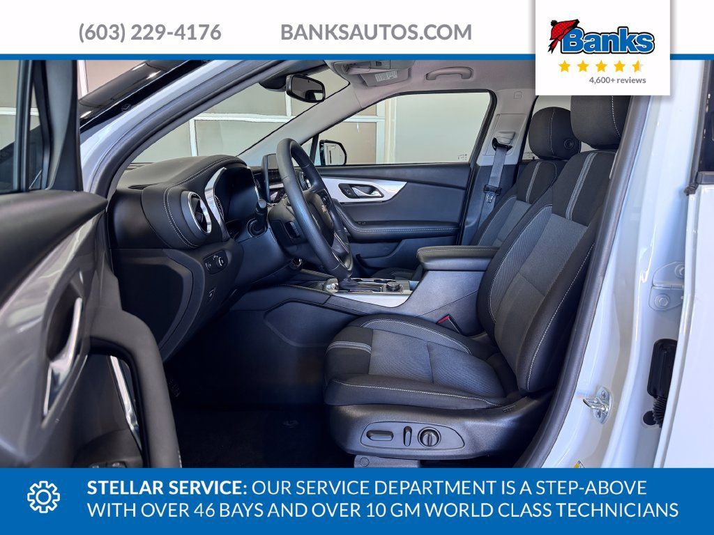Certified 2023 Chevrolet Blazer LT w/ Convenience Package AWD/4WD image 9