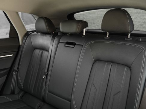 Certified 2024 Audi Q8 e-tron Premium Plus image 25