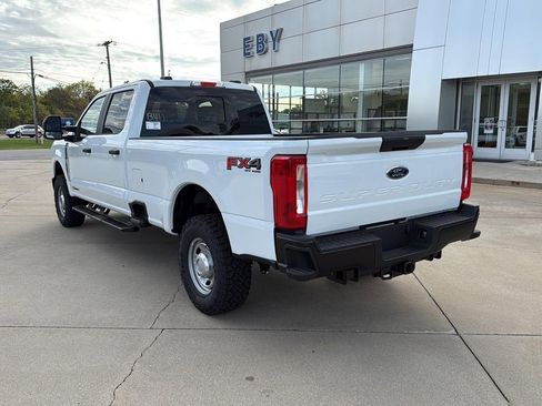 New 2026 Ford F250 XL w/ XL Off-Road Package image 3