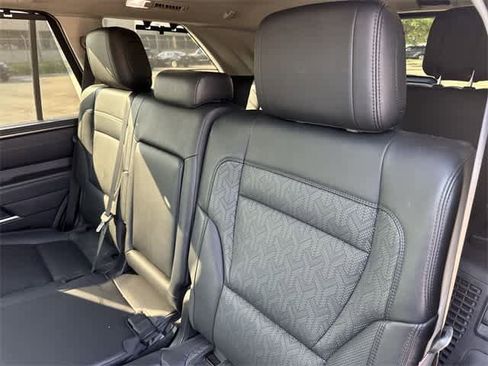 Used 2024 Toyota Sequoia Limited image 18