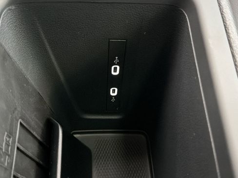 New 2026 Volkswagen Tiguan SE R-Line FWD image 30