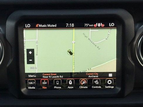 Used 2020 Jeep Wrangler Unlimited Sahara image 21