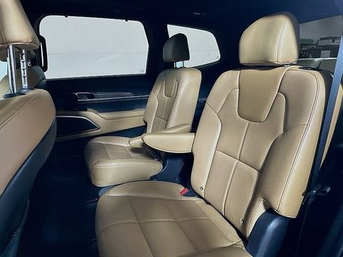 Used 2022 Kia Telluride SX FWD image 24
