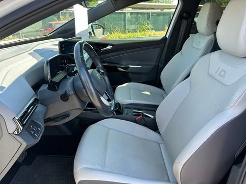 Used 2021 Volkswagen ID.4 Pro S RWD image 25
