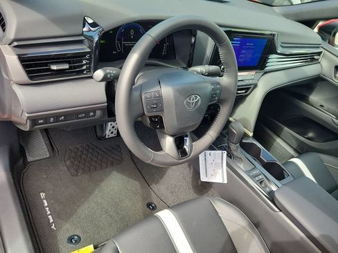 New 2026 Toyota Camry SE FWD image 7