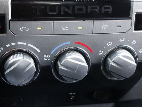 Used 2017 Toyota Tundra SR5 image 27