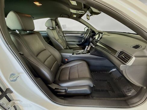 Used 2022 Honda Accord Sport image 25