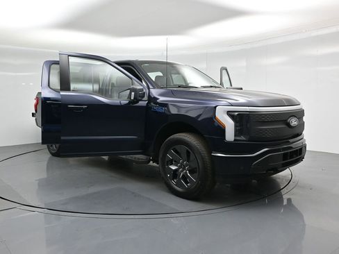 New 2025 Ford F150 Lightning Flash image 32