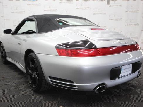 Used 2004 Porsche 911 Carrera 4S image 4